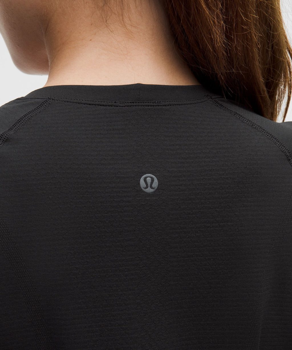 Swiftly Tech Long-Sleeve Shirt 2.0Hip Length