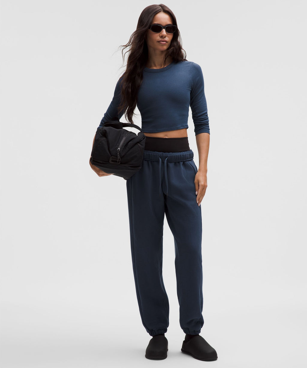 Hold Tight Straight-Hem Cropped Long-Sleeve Shirt