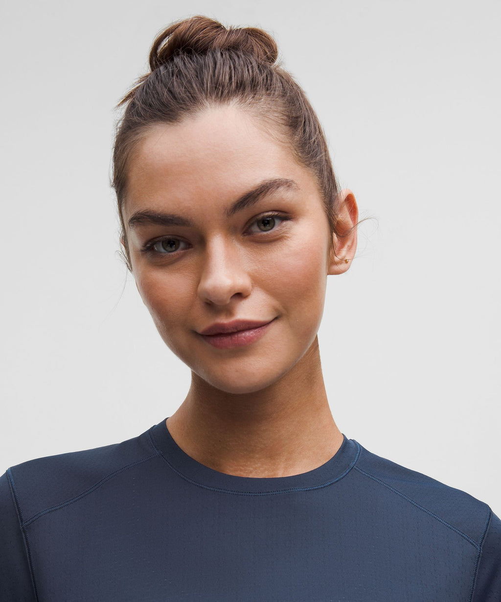Women's Fast and Free Short-Sleeve ShirtMesh