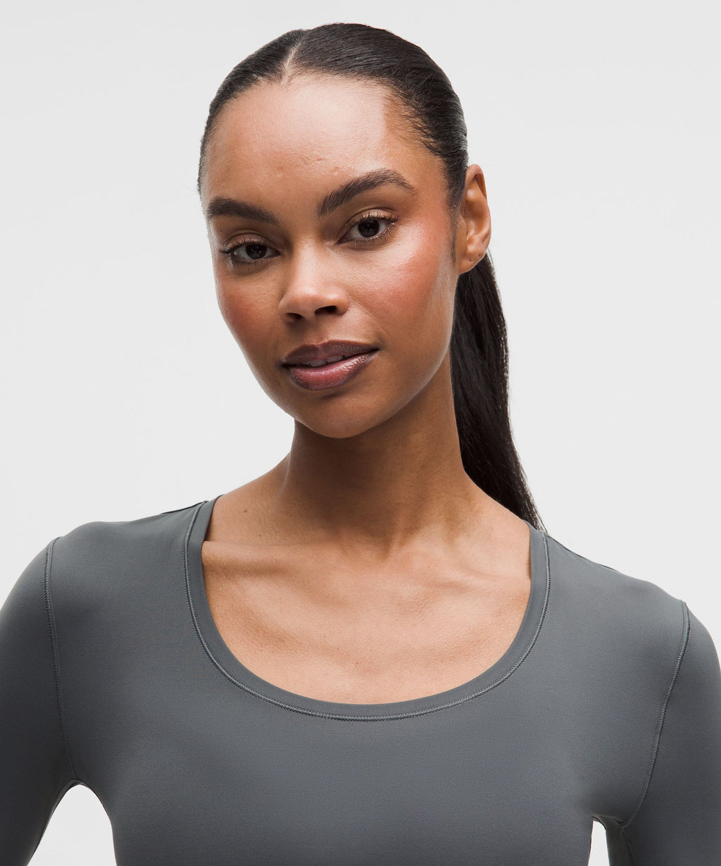 Unrestricted Power Cropped Long-Sleeve Shirt