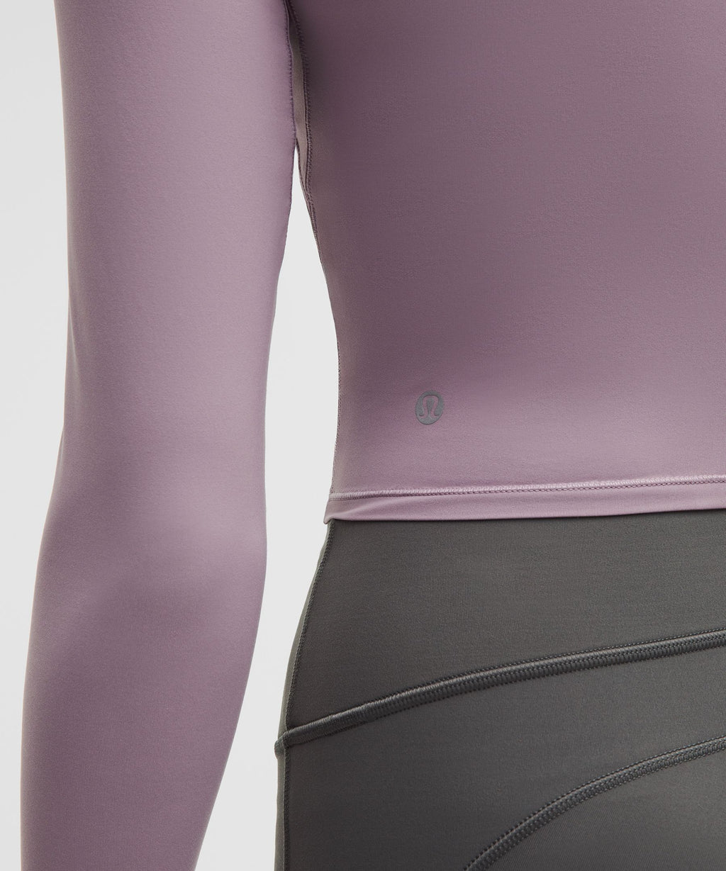 Unrestricted Power Cropped Long-Sleeve Shirt