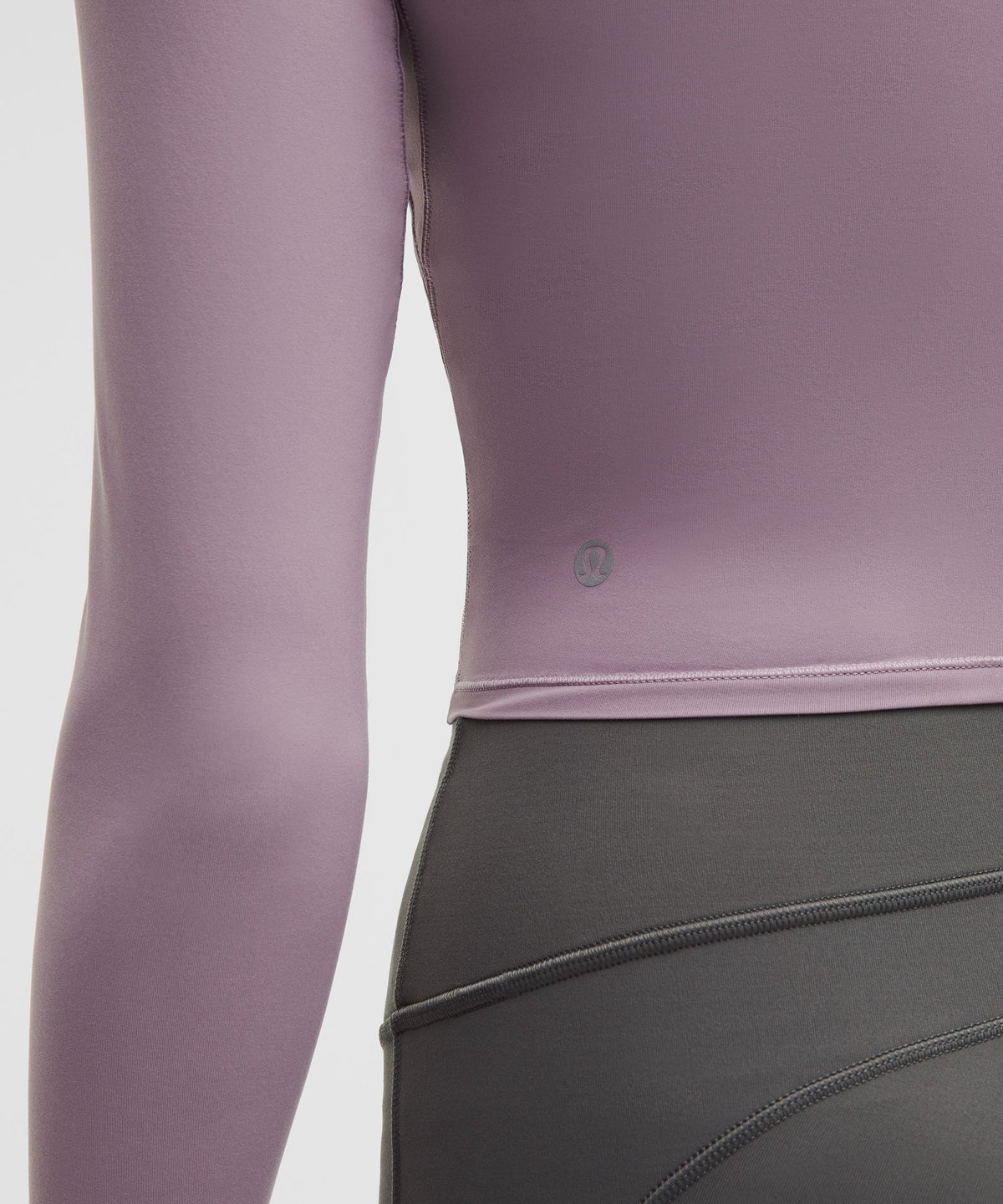 Unrestricted Power Cropped Long-Sleeve Shirt