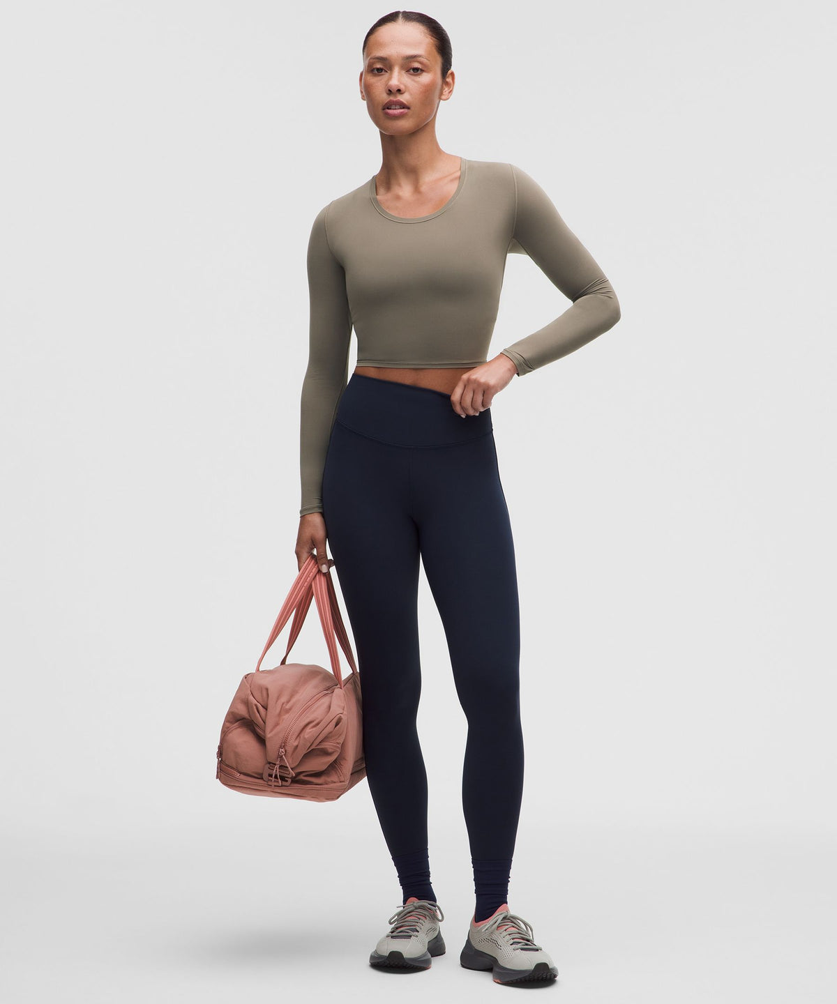 Unrestricted Power Cropped Long-Sleeve Shirt
