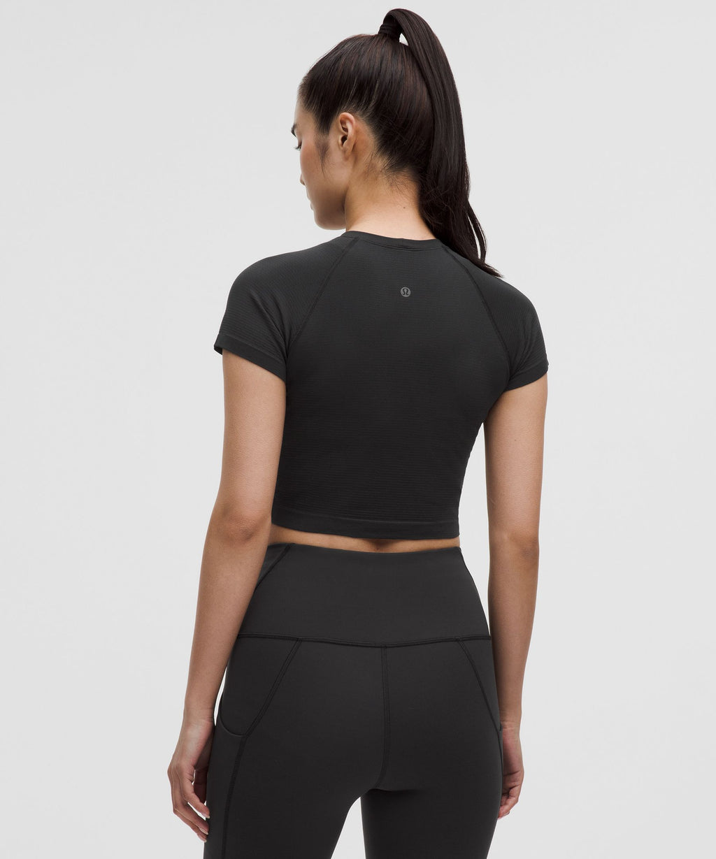 Swiftly Tech Cropped Short-Sleeve Shirt 2.0