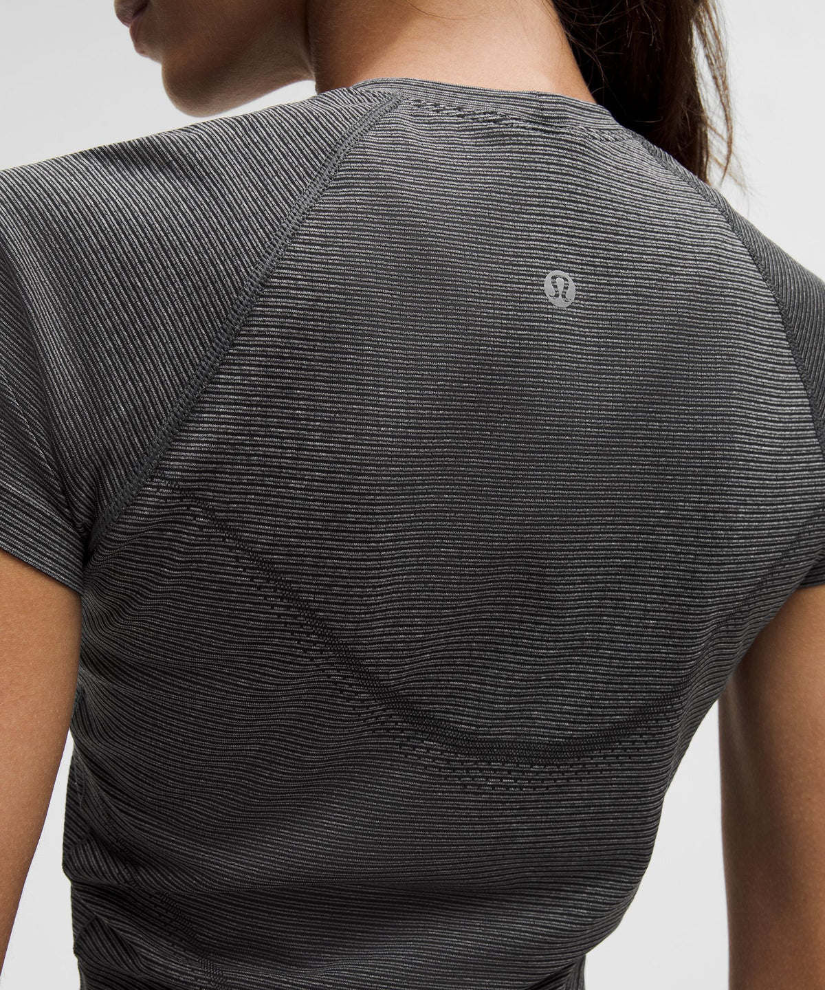 Swiftly Tech Cropped Short-Sleeve Shirt 2.0