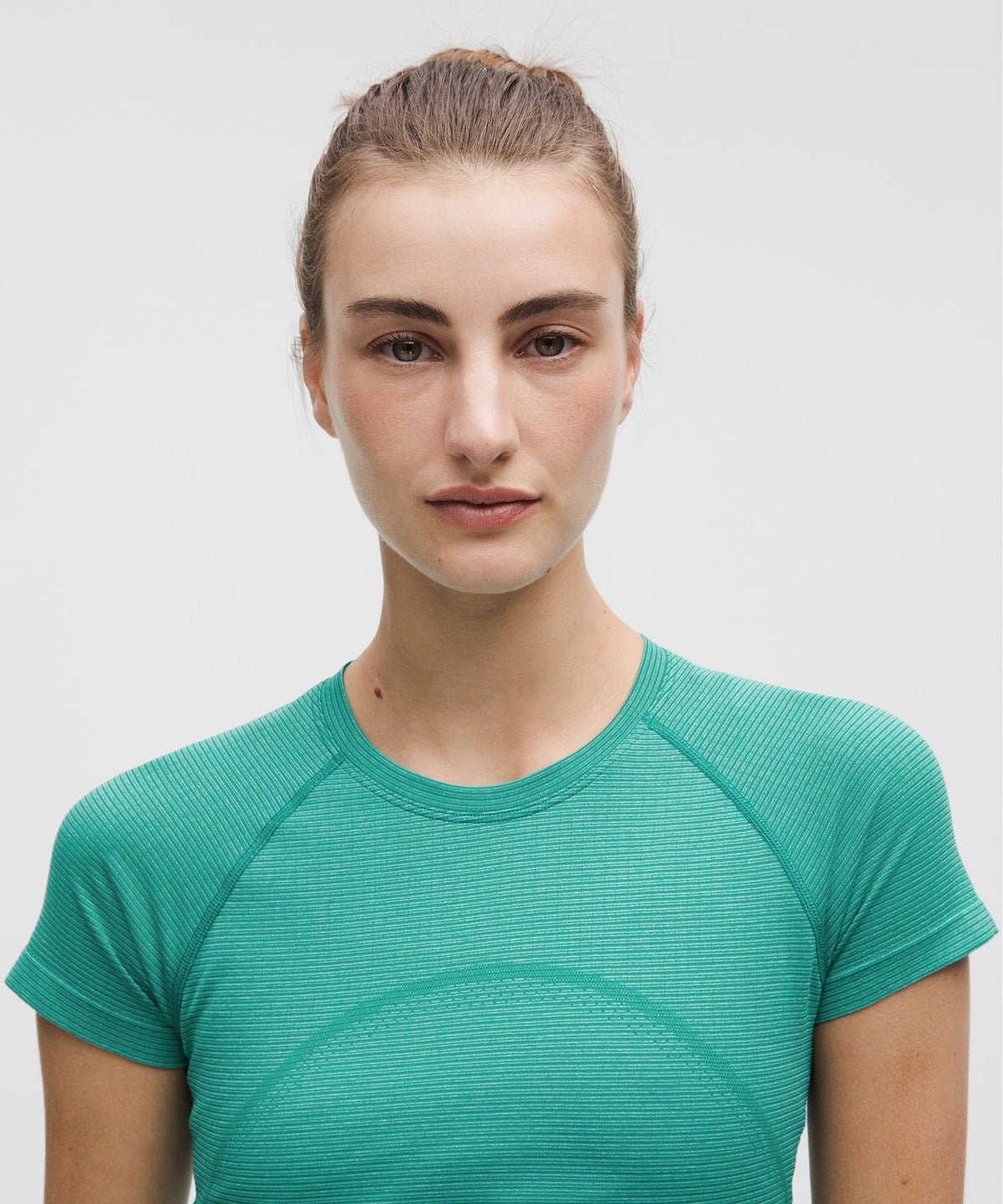 Swiftly Tech Cropped Short-Sleeve Shirt 2.0