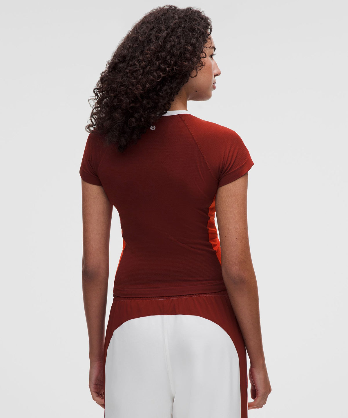 Swiftly Tech Short-Sleeve Shirt 2.0 Waist LengthColourblock