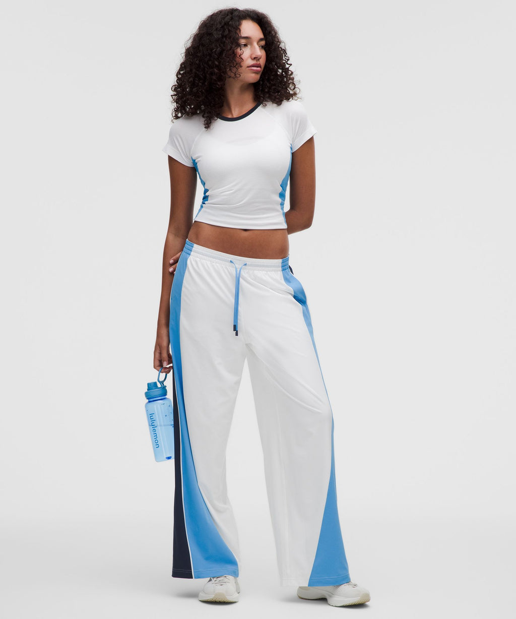 Swiftly Tech Short-Sleeve Shirt 2.0 Waist LengthColourblock