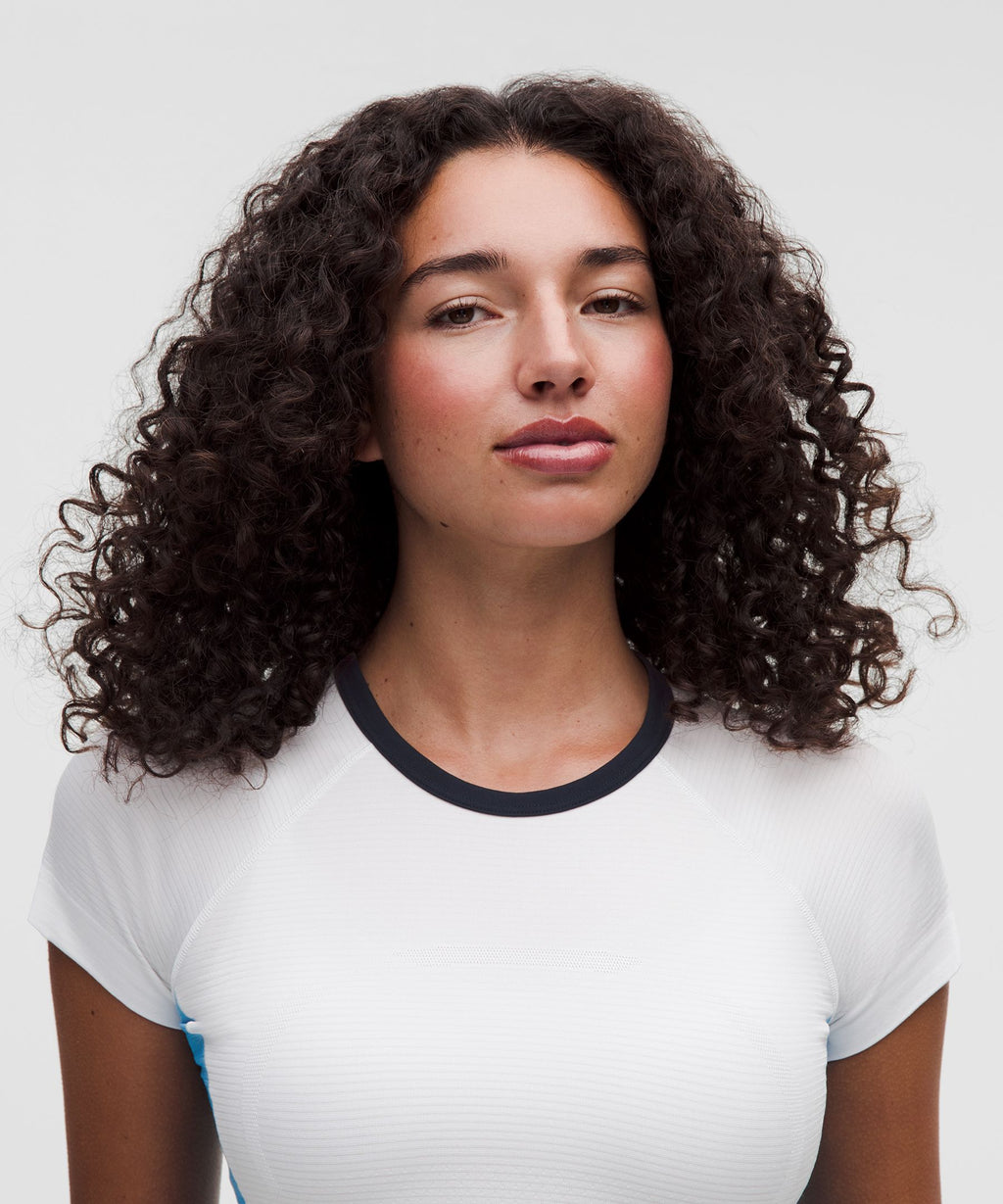 Swiftly Tech Short-Sleeve Shirt 2.0 Waist LengthColourblock