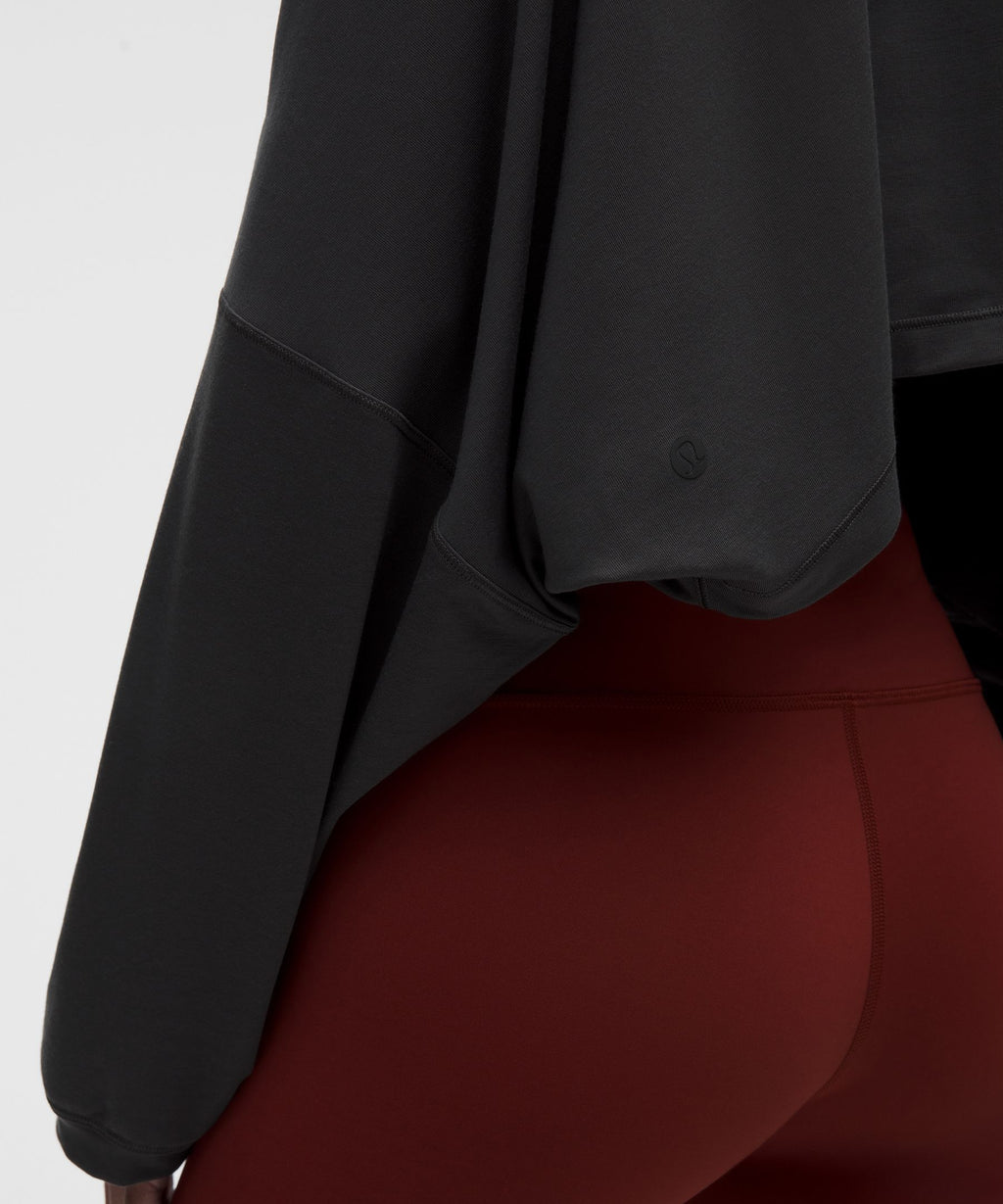 EasySet Relaxed-Fit Cropped Long-Sleeve Shirt