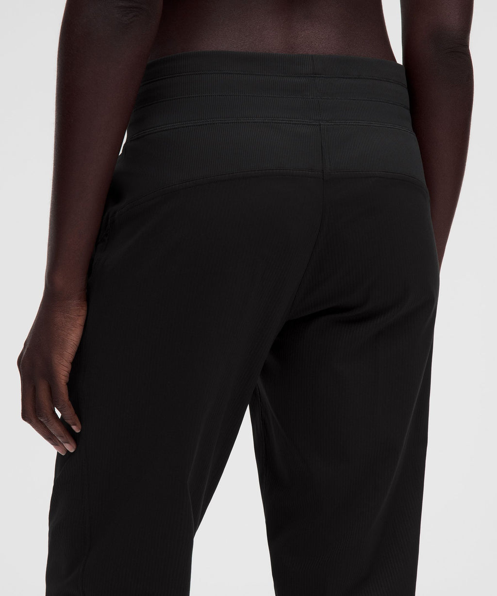 Dance Studio Mid-Rise Jogger 7/8 Length