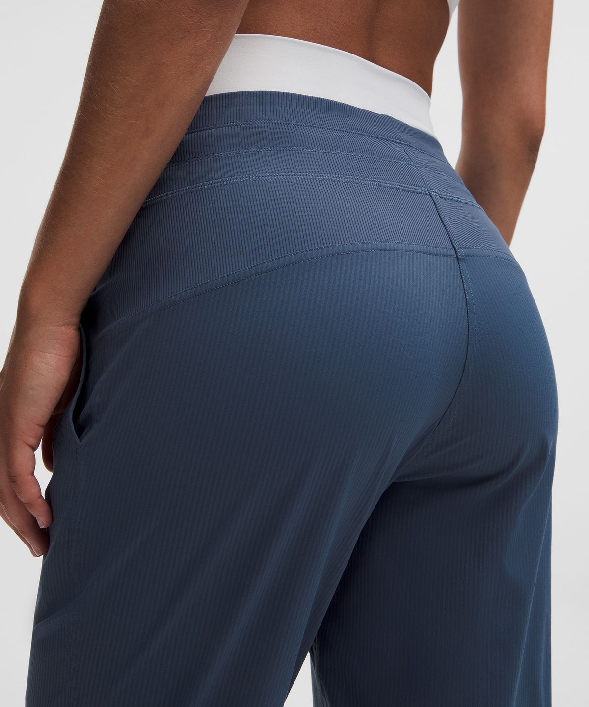 Dance Studio Mid-Rise Jogger 7/8 Length