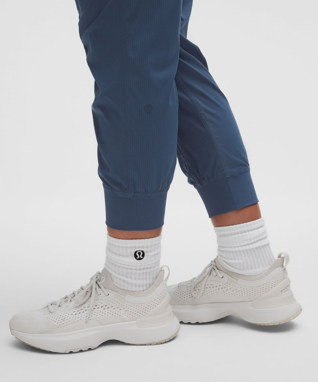 Dance Studio Mid-Rise Jogger 7/8 Length