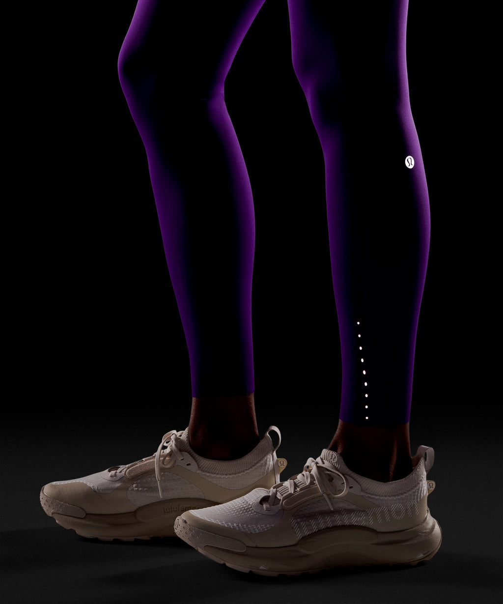 Fast and Free High-Rise Tight 28"5 Pocket