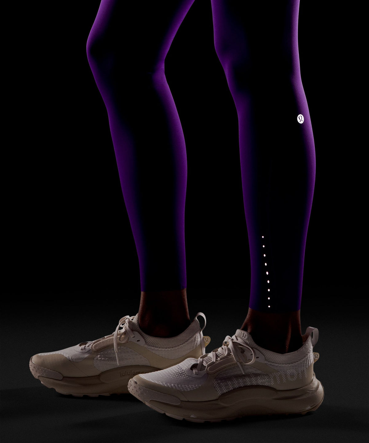 Fast and Free High-Rise Tight 28"5 Pocket