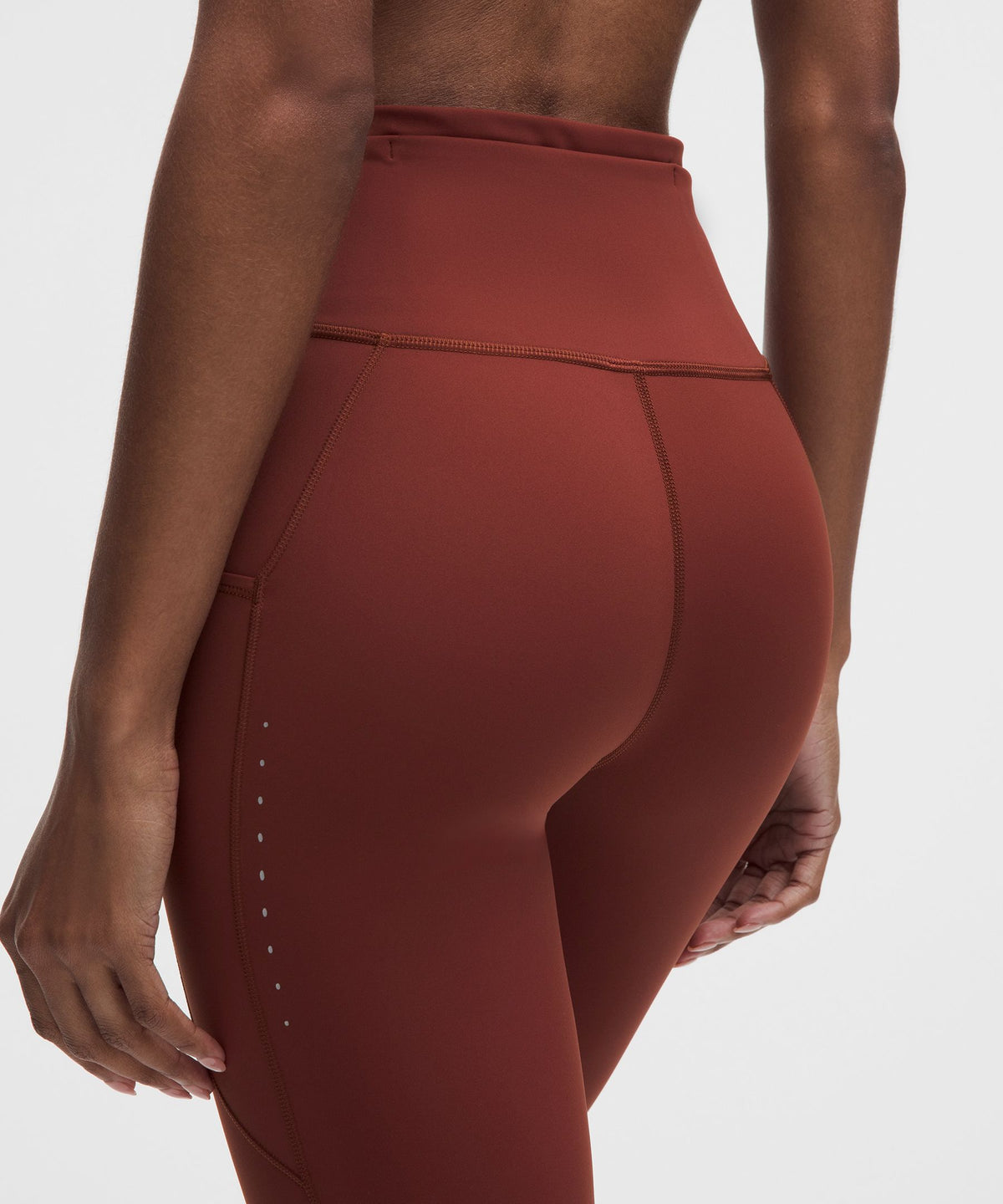 Fast and Free High-Rise Tight 28"5 Pocket