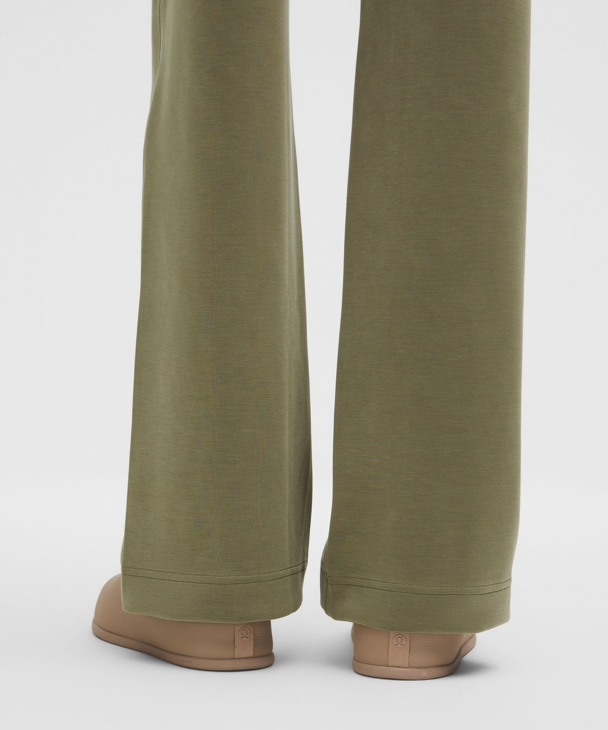 Softstreme Pintuck Mid-Rise PantRegular