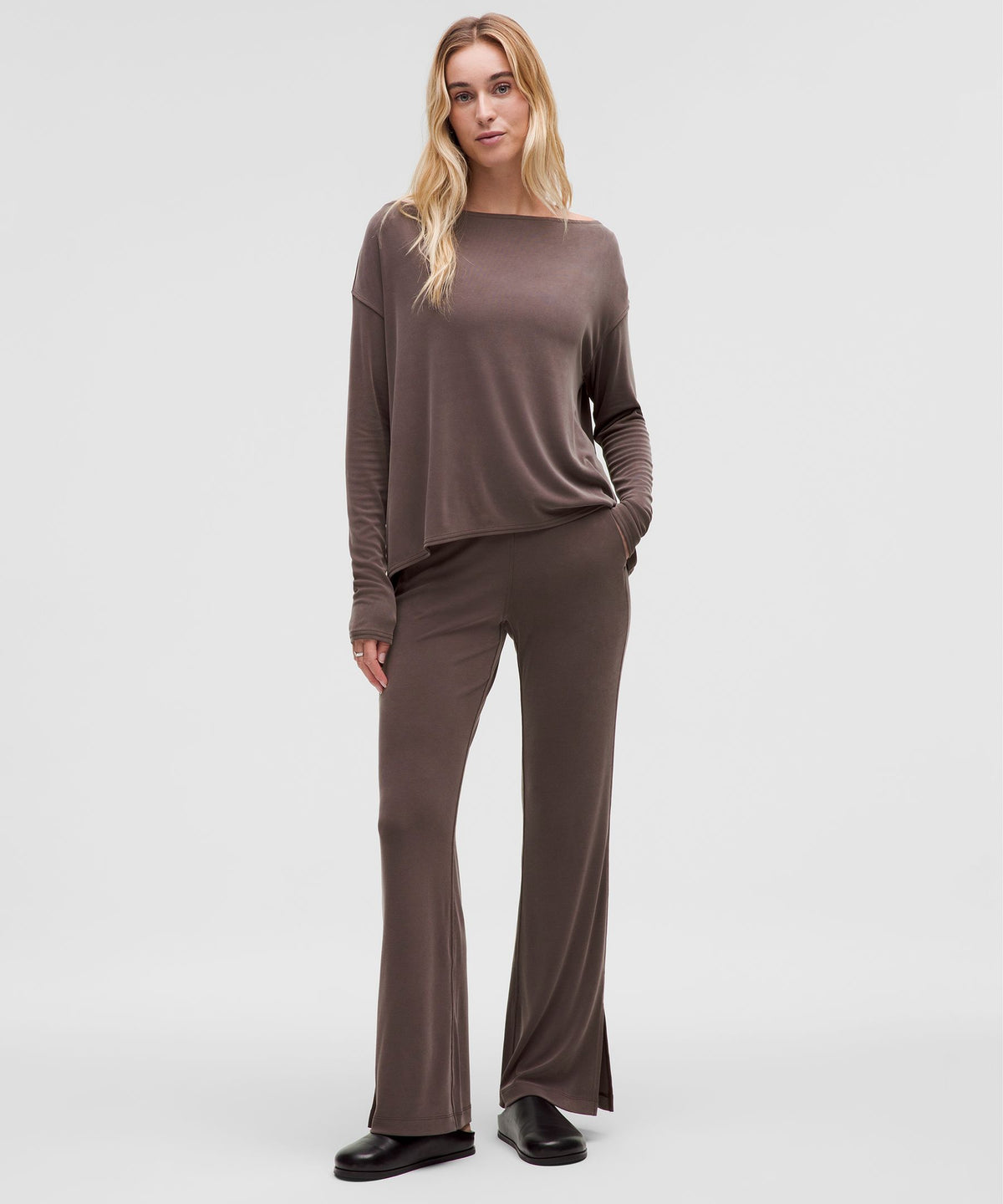Drapey Softstreme Flared Pant
