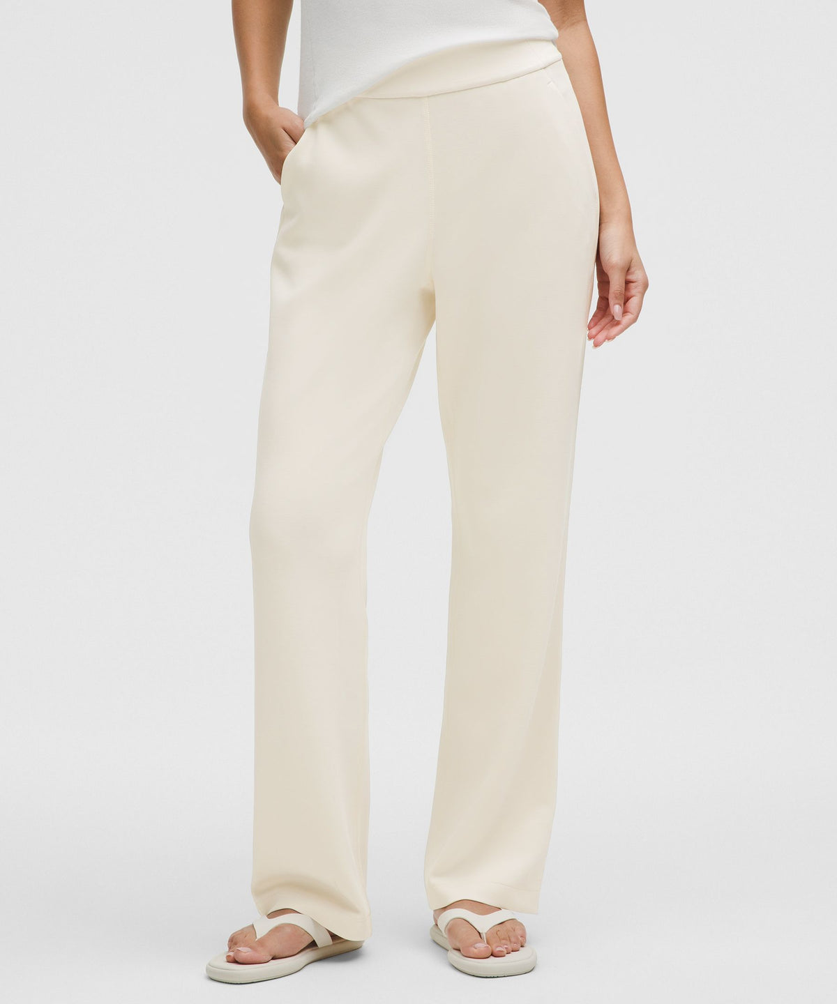 Softstreme High-Rise Straight-Leg PantRegular