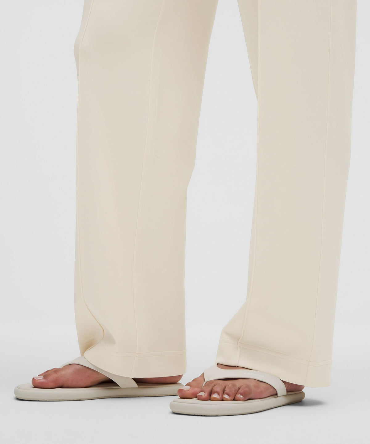 Softstreme Pintuck Mid-Rise PantRegular