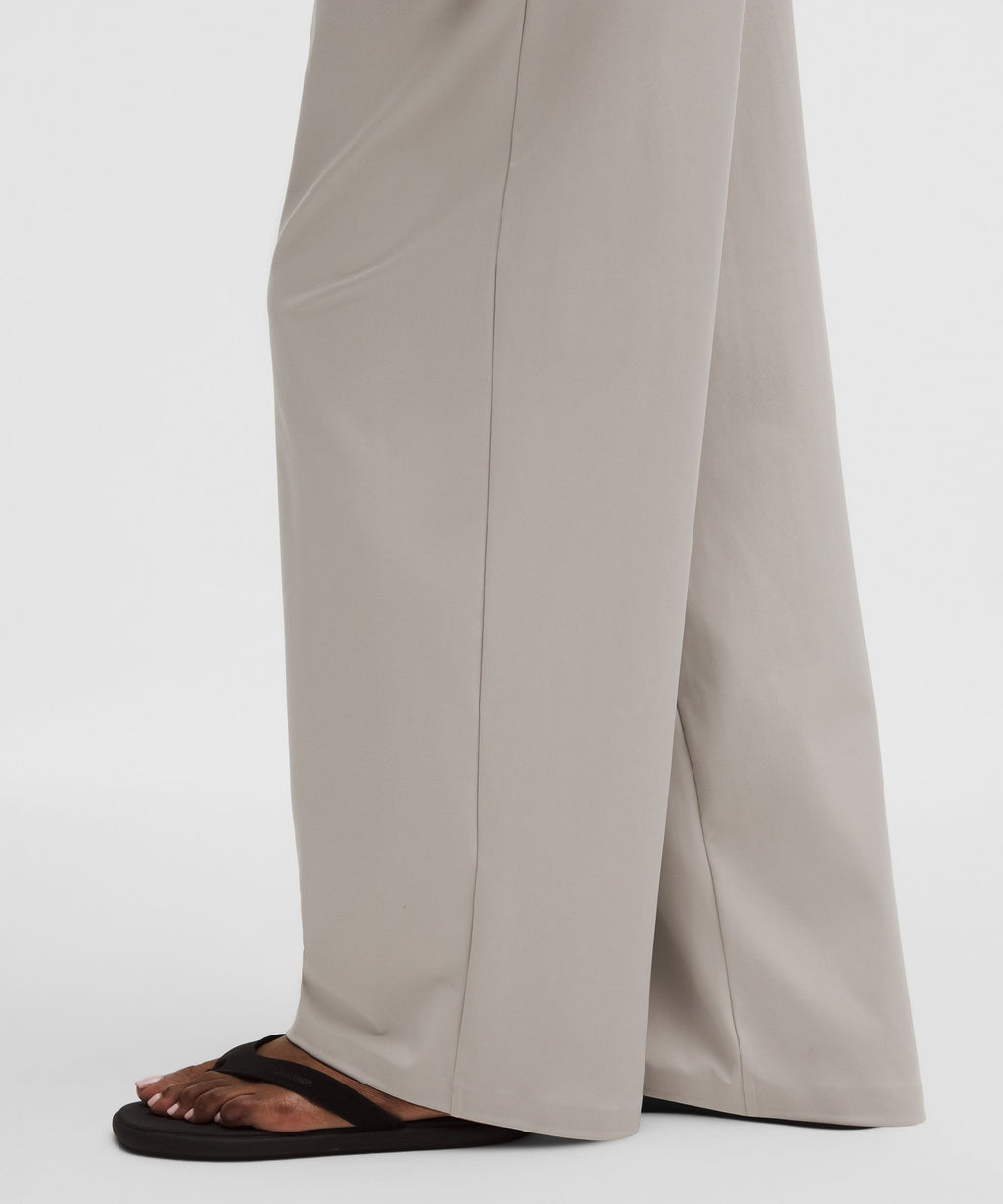 Daydrift High-Rise Wide-Leg TrouserShort