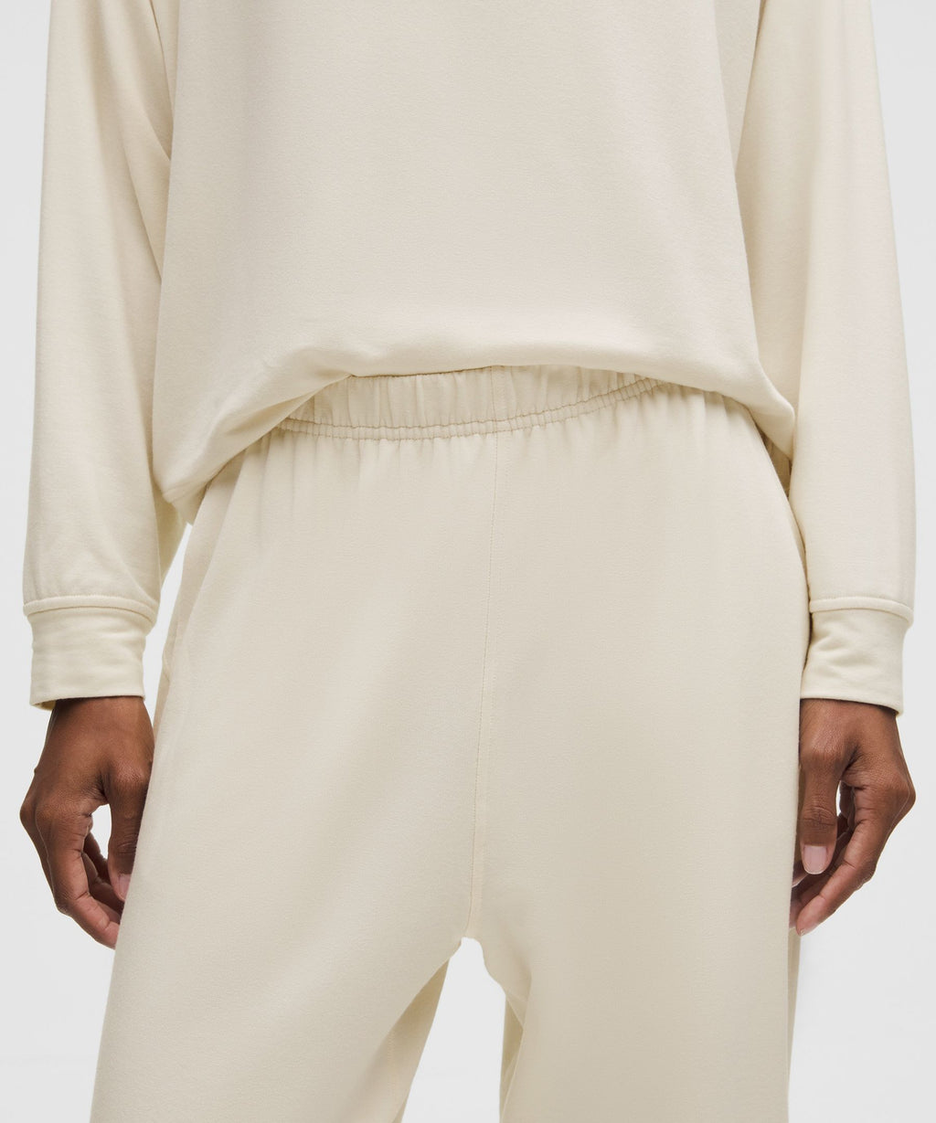 BeCalm Oversized Mid-Rise Pant