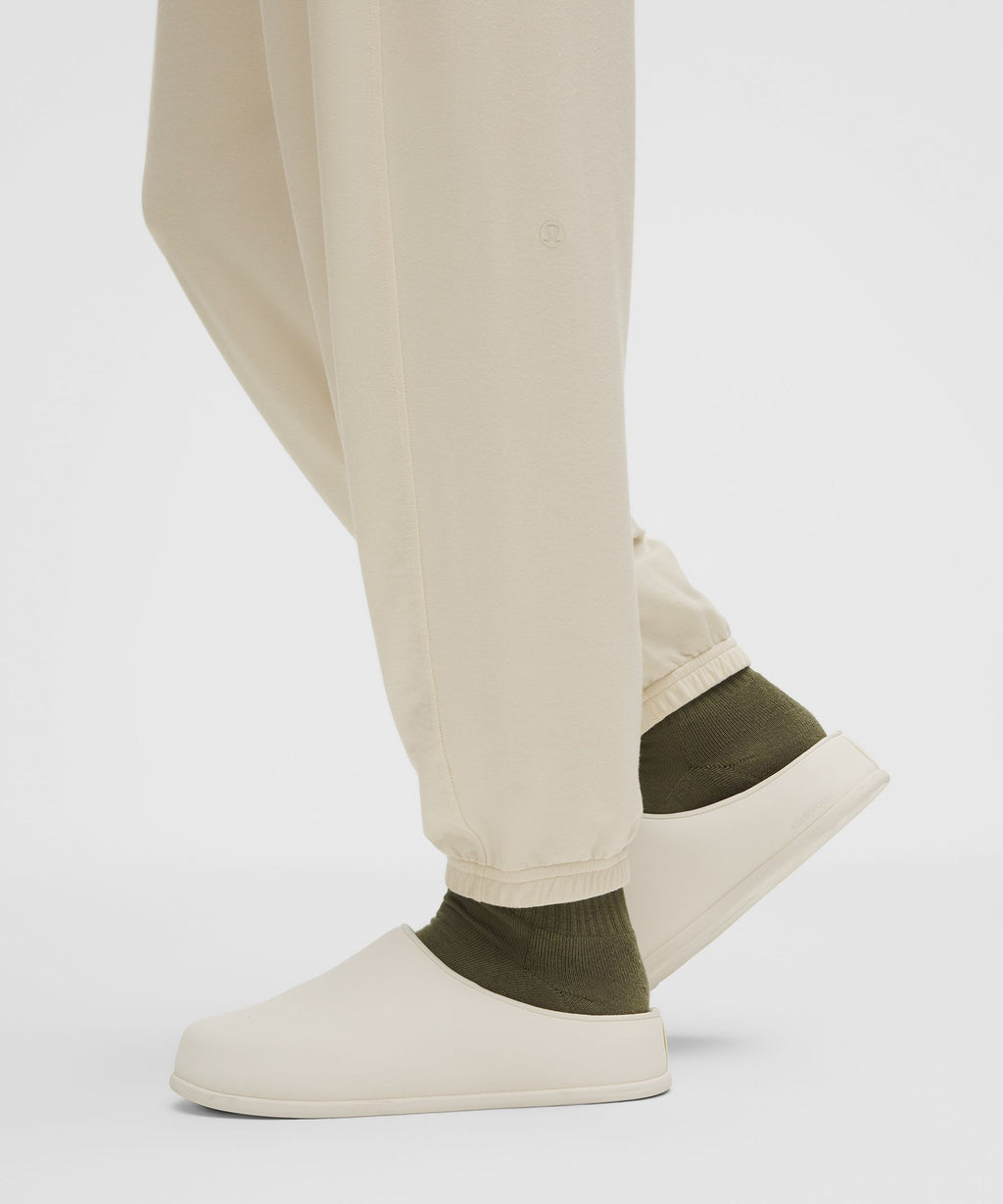 BeCalm Oversized Mid-Rise Pant