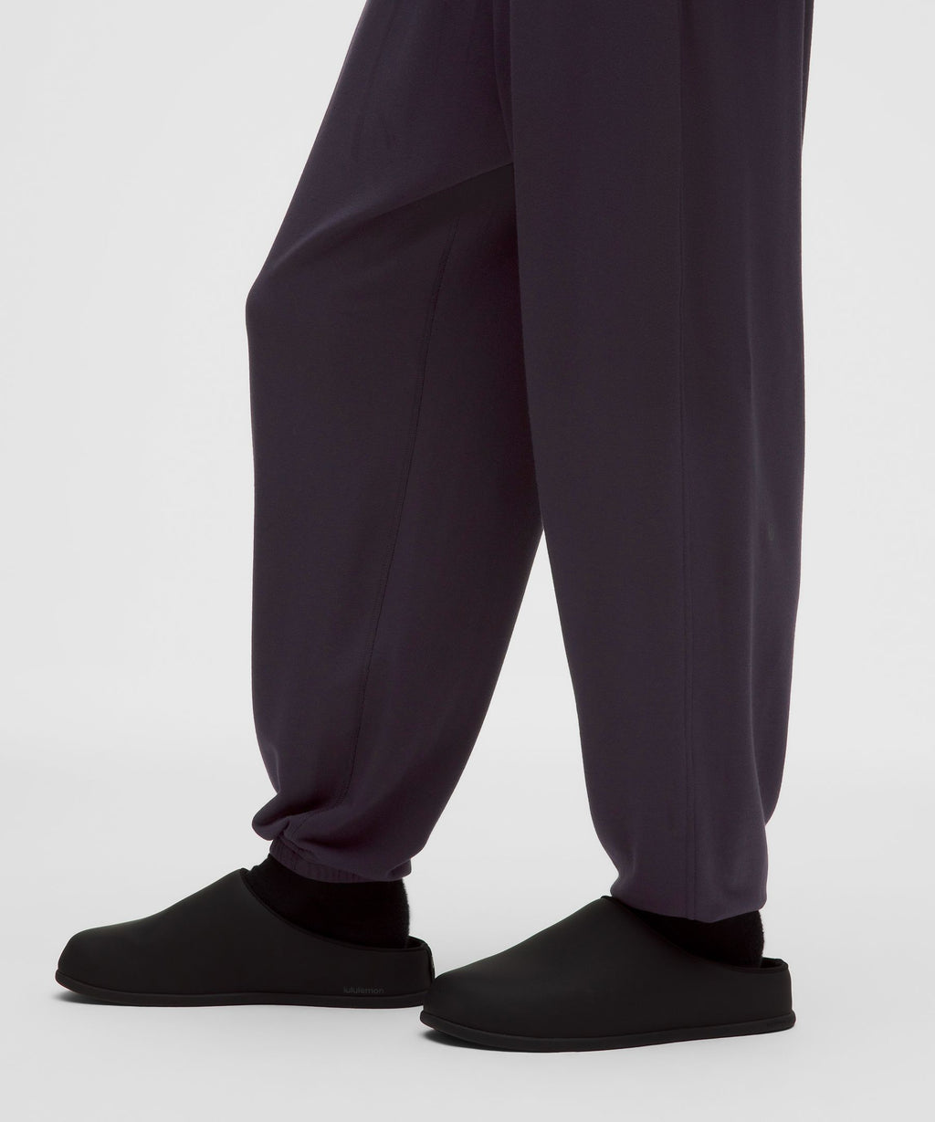 BeCalm Oversized Mid-Rise Pant