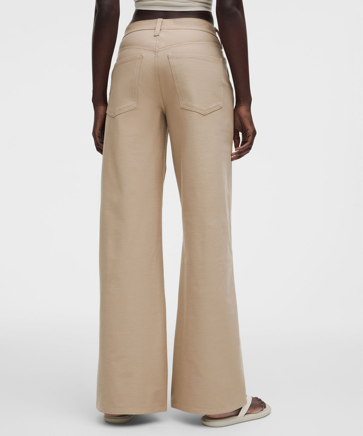 EasyFive Low-Rise Classic Wide-Leg PantRegular