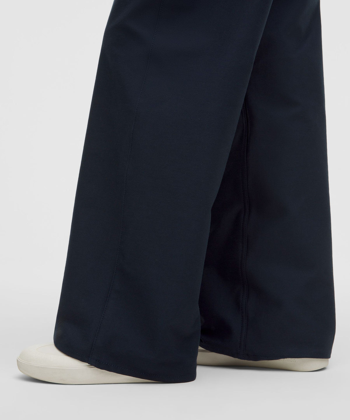 EasyFive Low-Rise Classic Wide-Leg PantRegular