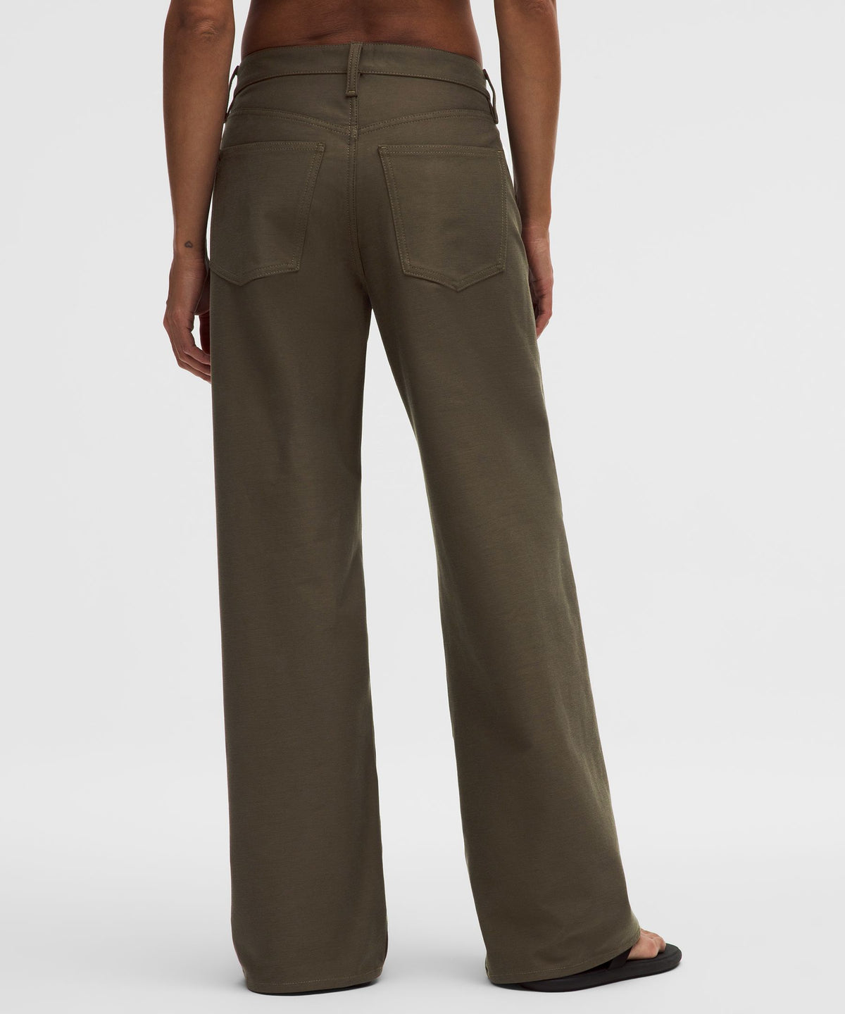 EasyFive Low-Rise Classic Wide-Leg PantRegular