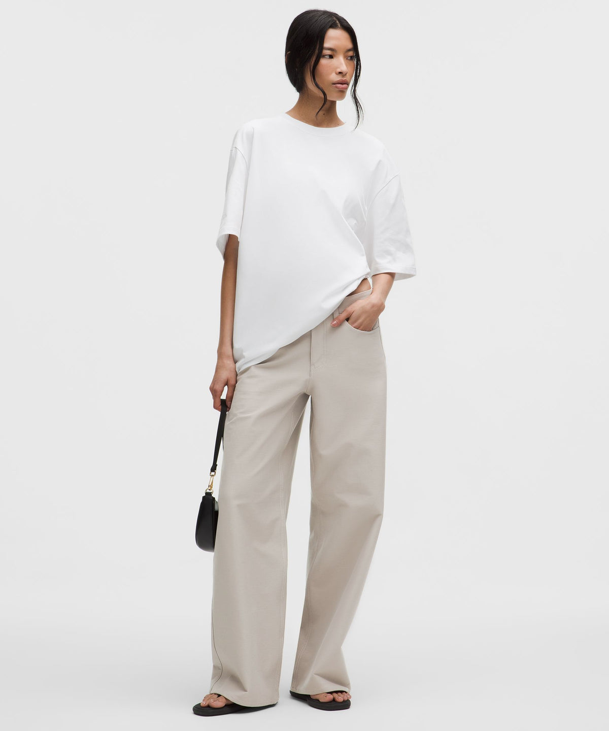 EasyFive Low-Rise Classic Wide-Leg PantRegular