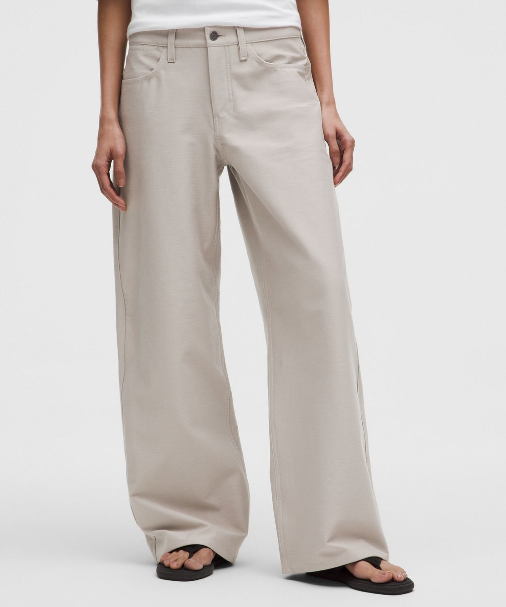 EasyFive Low-Rise Classic Wide-Leg PantRegular