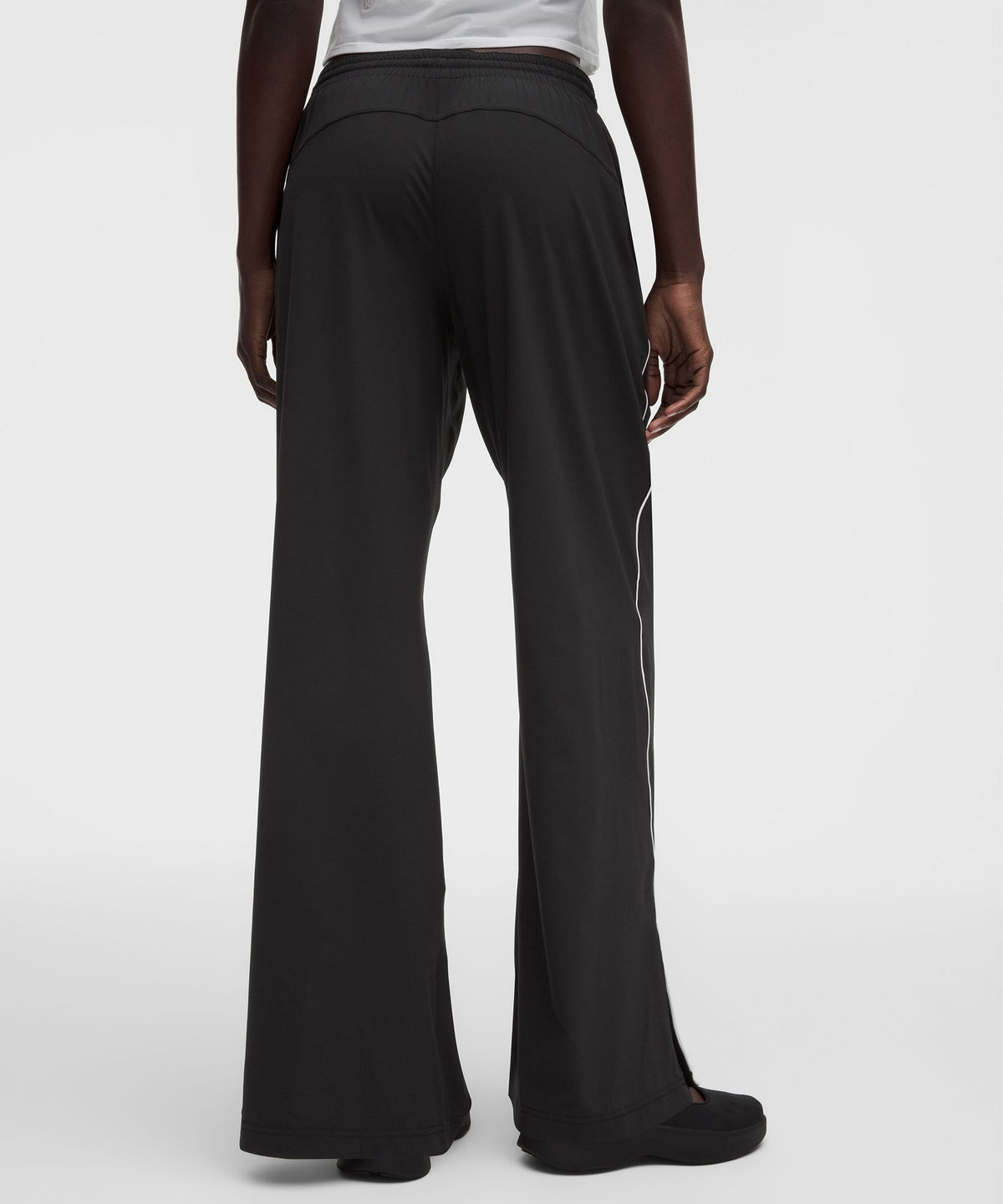 Court Rival Wide-Leg Track Pant RegularStitched Logo