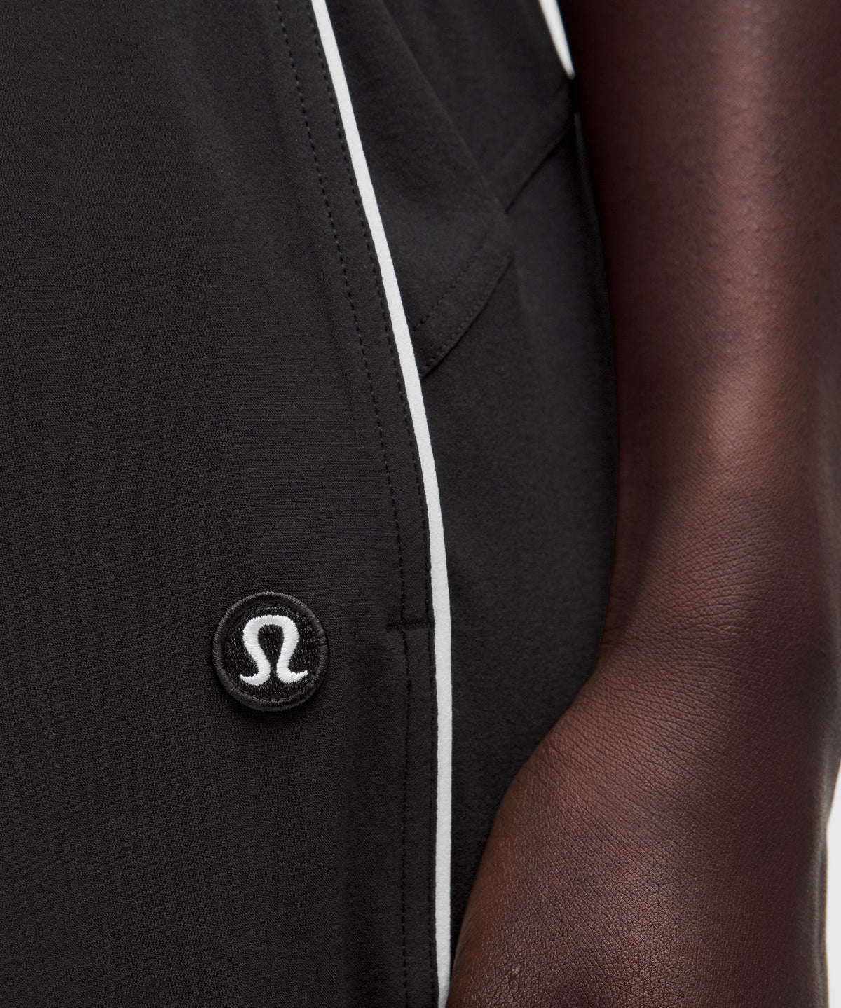Court Rival Wide-Leg Track Pant RegularStitched Logo