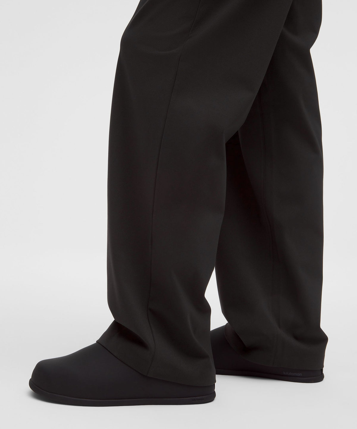 Daydrift High-Rise Straight-Leg TrouserShort