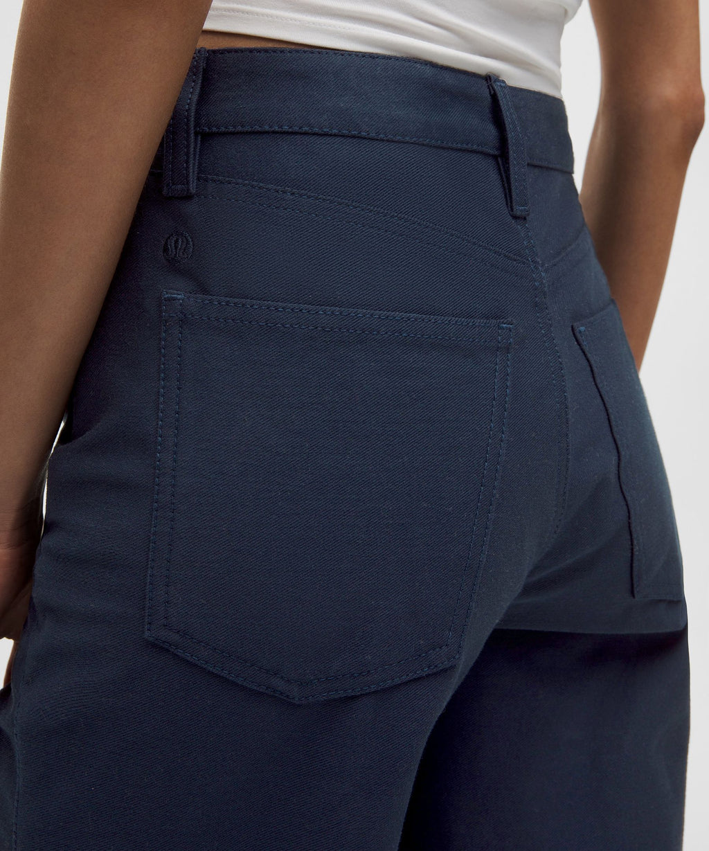 EasyFive High-Rise Subtle-Flare PantShort