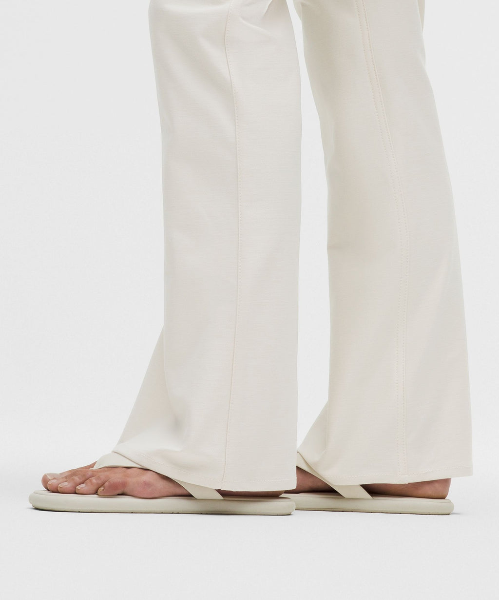 EasyFive High-Rise Subtle-Flare PantShort