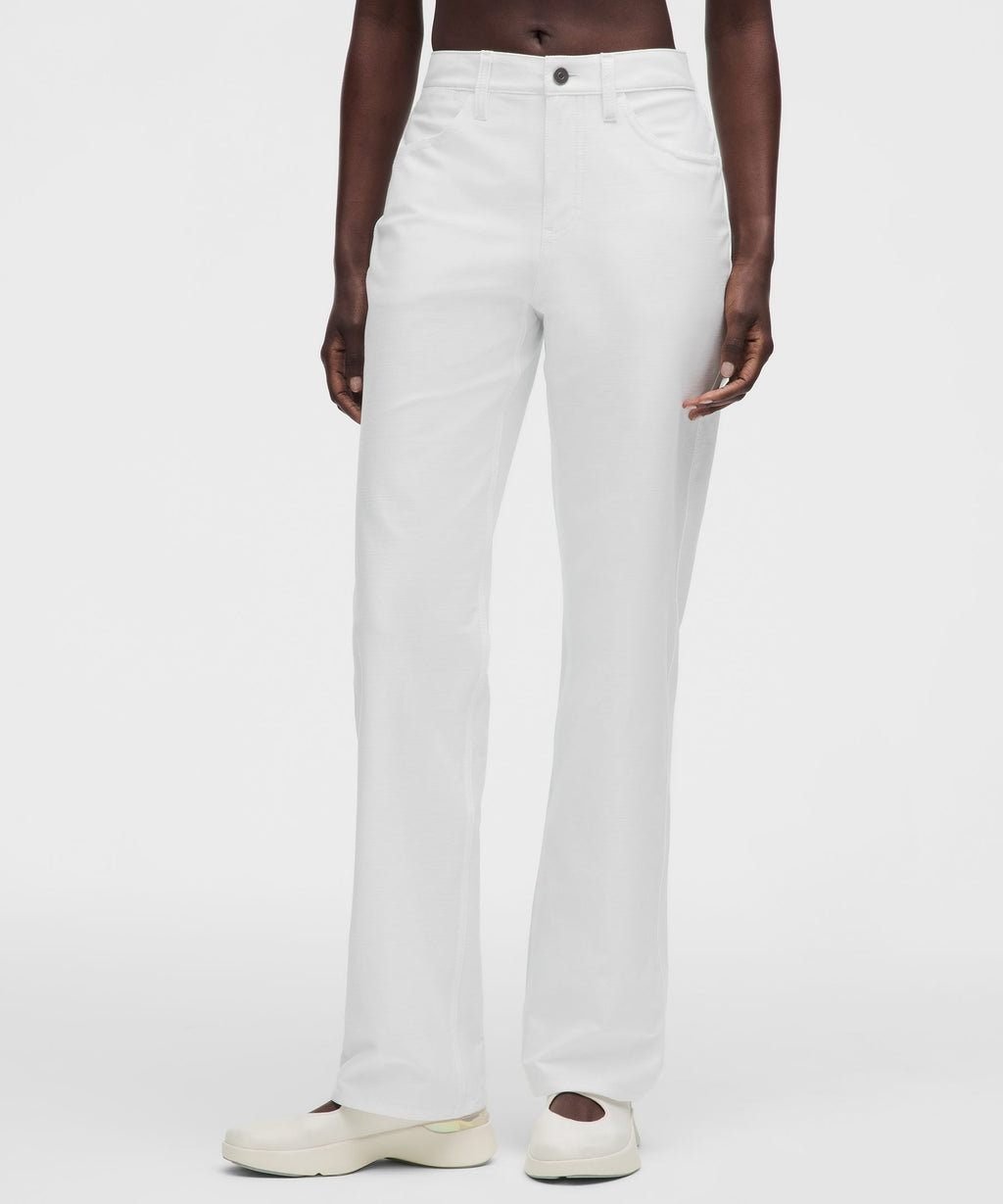 EasyFive Mid-Rise Relaxed-Straight PantShort