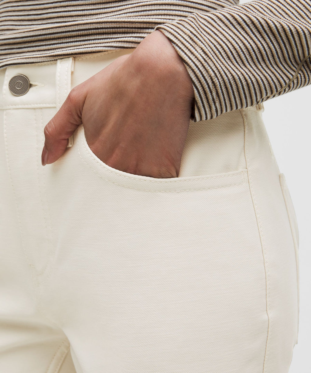 EasyFive Mid-Rise Relaxed-Straight PantShort