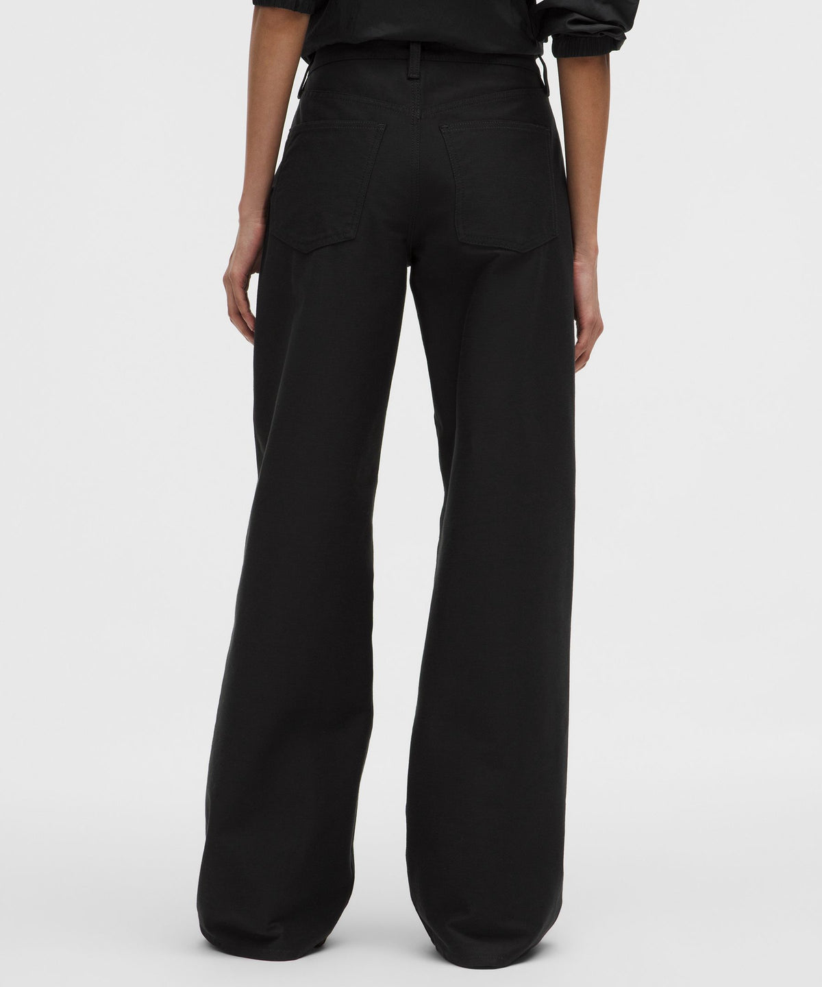 EasyFive Low-Rise Classic Wide-Leg PantShort