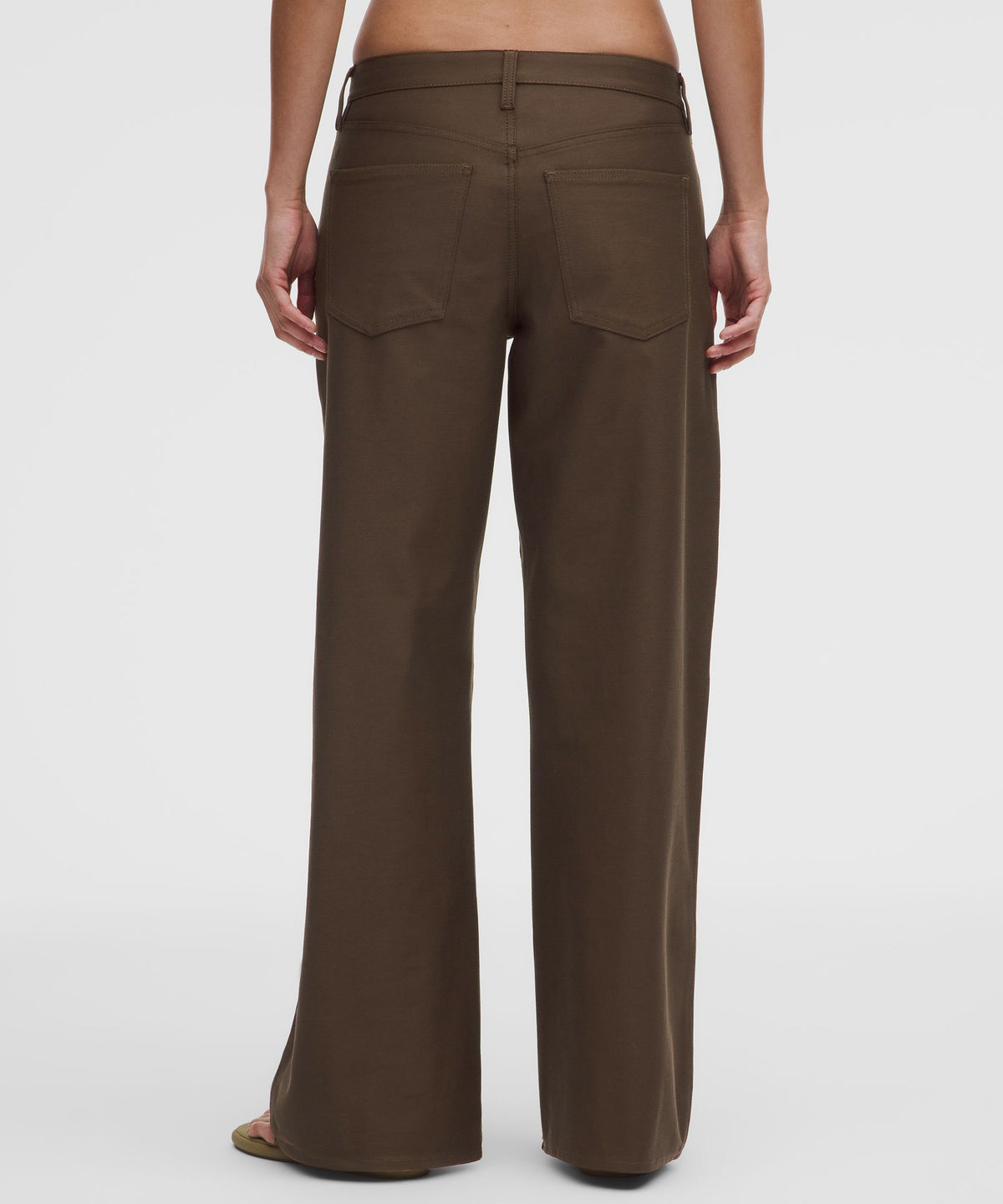 EasyFive Low-Rise Classic Wide-Leg PantShort
