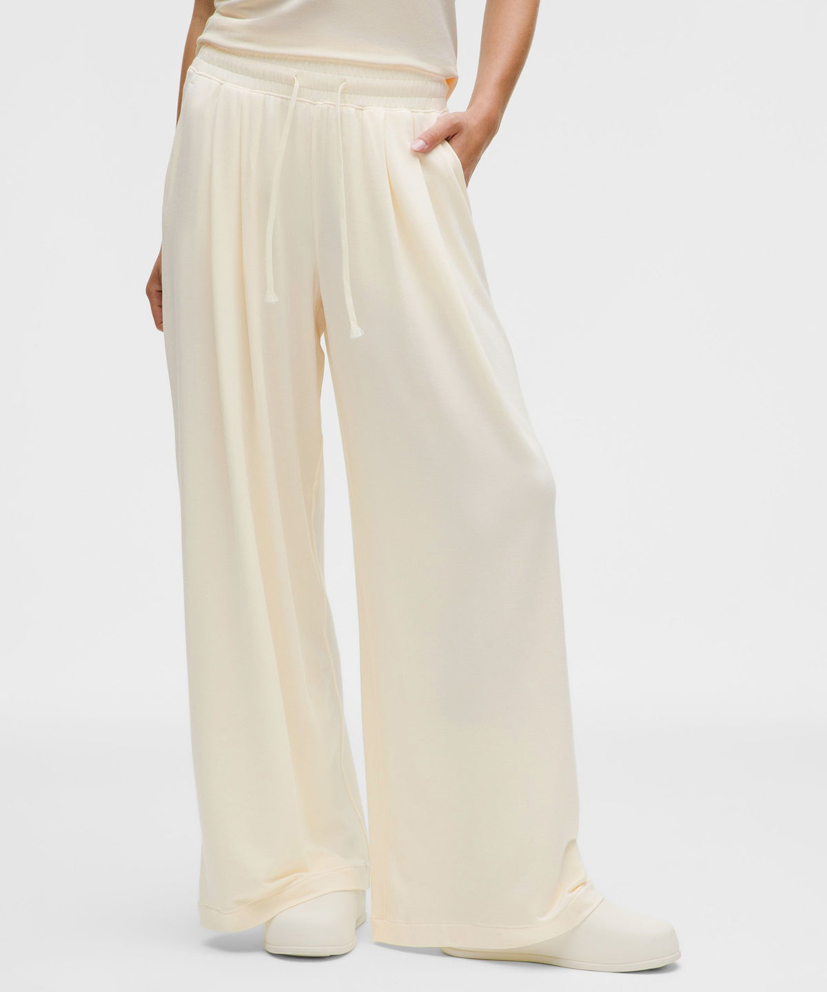 BeCalm High-Rise Pleated Extra-Wide Leg Pant