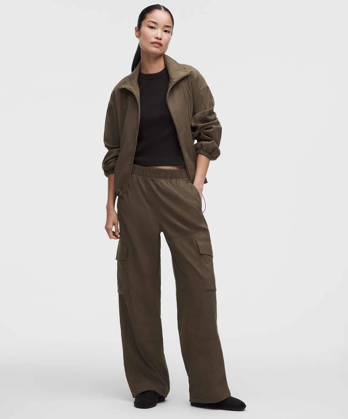 LuluLinen Mid-Rise Cargo Pant