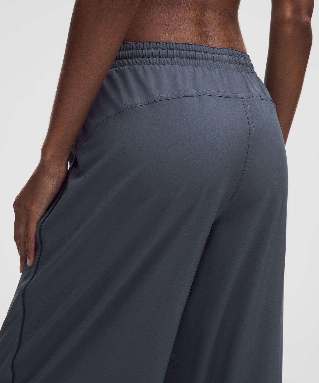 Court Rival Wide-Leg Track PantRegular