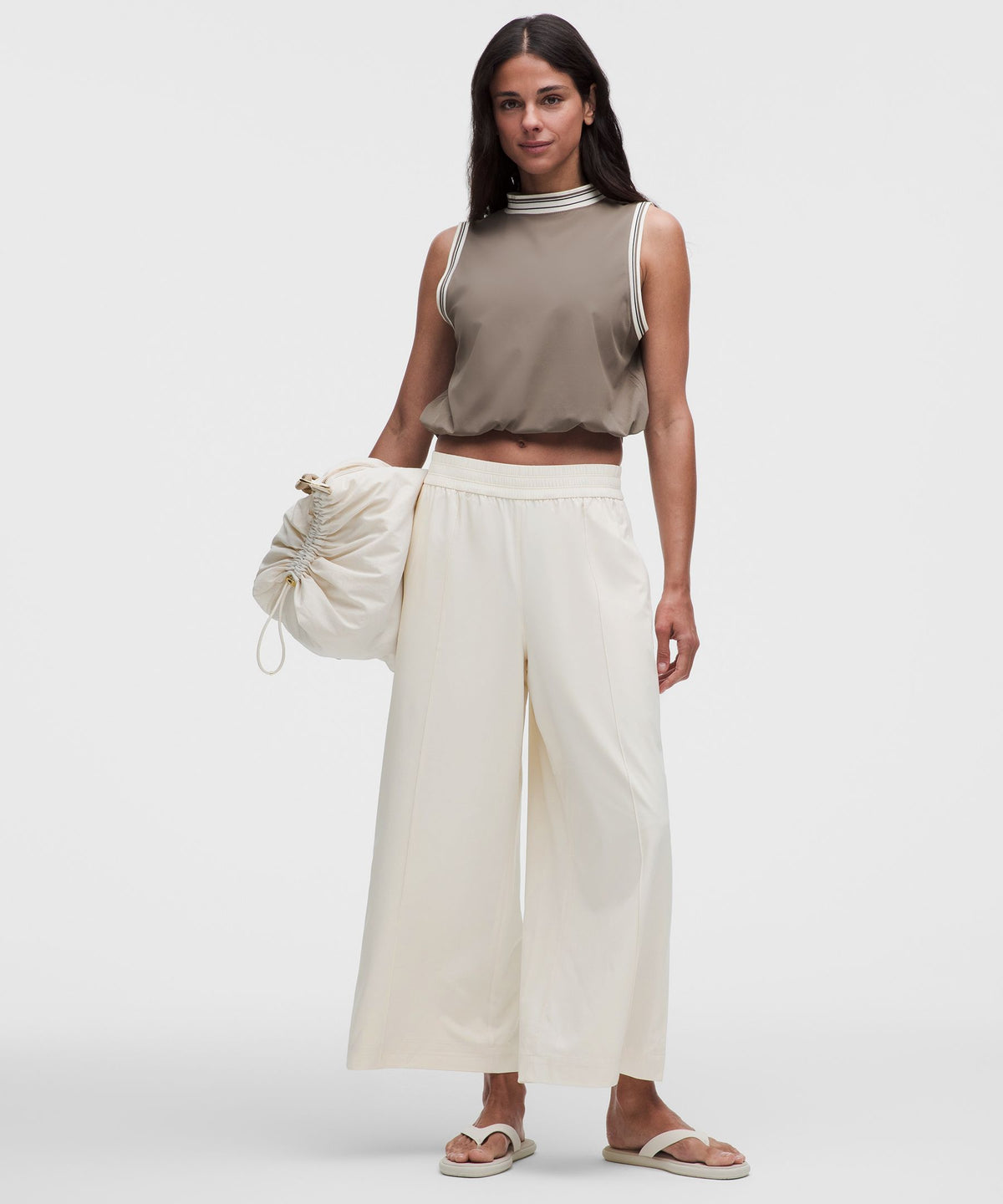 Breezily Mid-Rise Cropped Pant