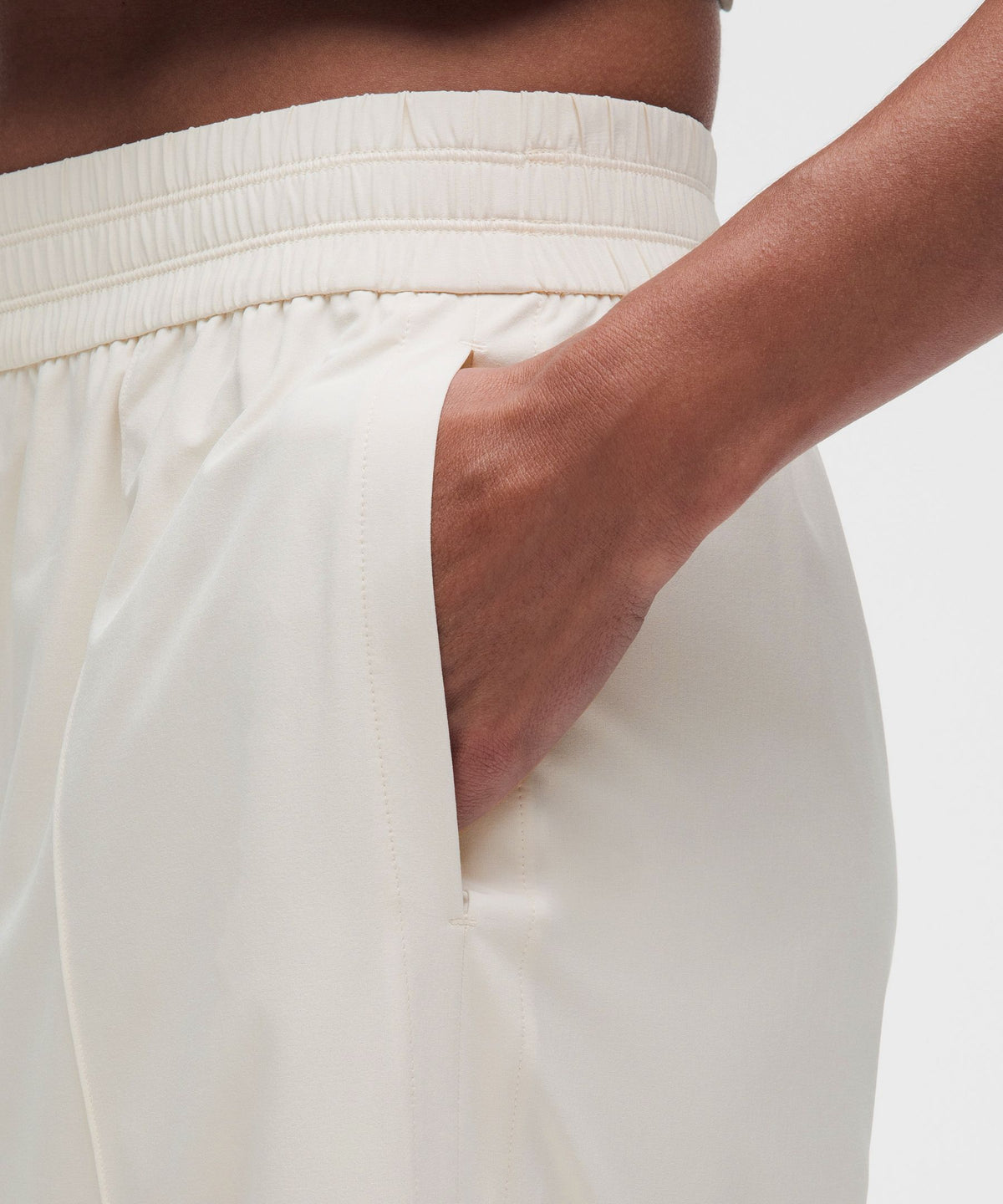 Breezily Mid-Rise Cropped Pant