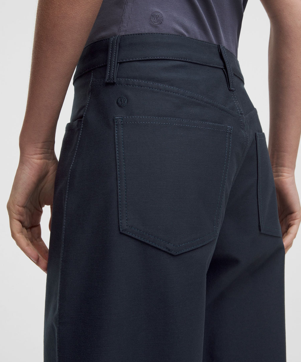 EasyFive Low-Rise Barrel-Leg PantShort