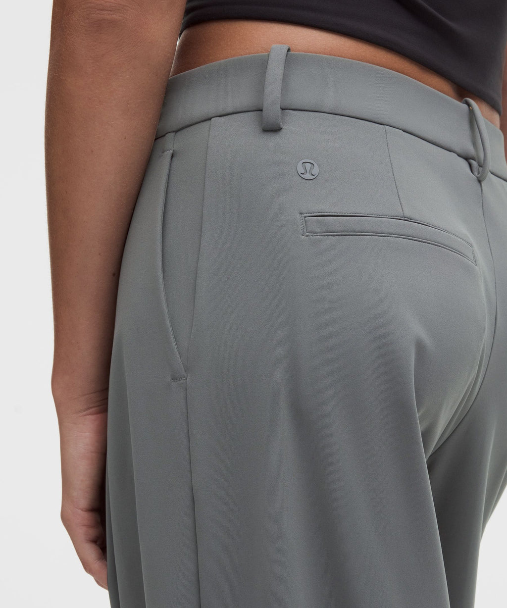 Daydrift Low-Rise Extra-Wide Leg TrouserShort