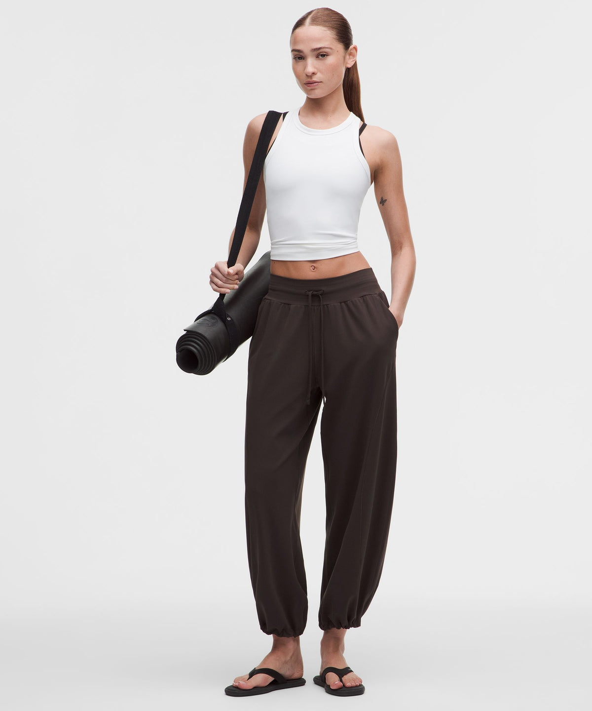 Groove Low-Rise Relaxed Cinch PantShort